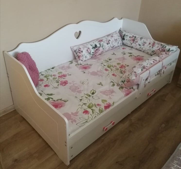 Jednolôžková posteľ JÚLIA 160x80cm Biela
